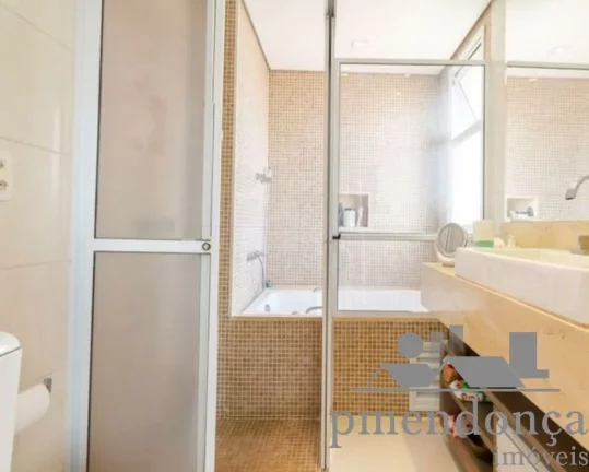 Imagem Apartamento à venda na Vila Romana com 3 suítes e 3 vagas, 168m2