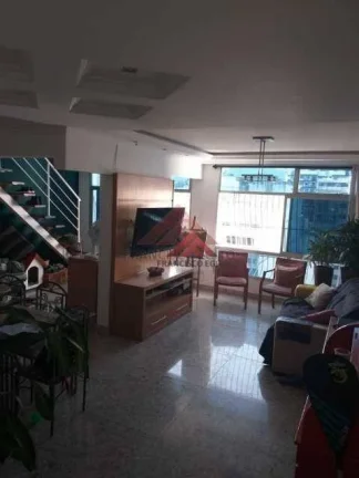Imagem Maravilhos cobertura na quadra da Praia de icaraí