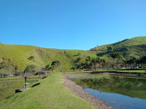 Imagem VENDO FAZENDA EM CASiMIRO DE ABREU, COM NASCENTE,CACHOEIRA,LAGO PARA PEIXE