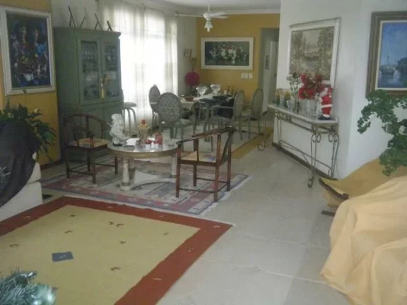 Imagem Praia de Pitangueiras - Frente Total ao Mar - 181 m² úteis - 2 vagas - Belíssimo apartamento totalmente reformado e decorado !!!