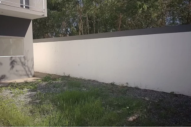 Imagem Casa com 2 quartos para venda em Pedra de Guaratiba.