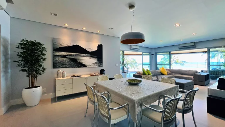 Imagem Apartamento com 4 dormitórios à venda, 217 m por R$ 15.00.000,00 - Riviera