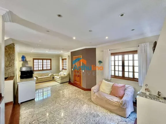 Imagem Casa com 3 dormitórios, 1 suíte, 4 vagas à venda, 318 m² por R$ 1.650.000 - São Paulo II - Cotia/SP