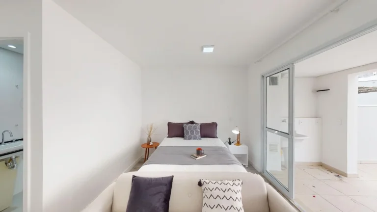 Imagem Apartamento 69M², 1Q, 1 Banheiro, 1 Vaga, Varanda, Academia, Piscina, Churrasqueira, Quadra, Espaço Gourmet, Salão de Festas e Jogos, Playground.