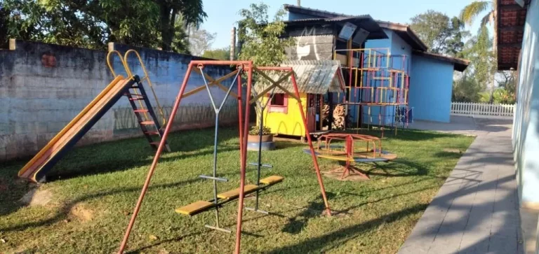 Imagem Chácara com 4 dormitórios à venda, 3000 m² por R$ 1.170.000,00 - Parque Cerejeiras - Suzano/SP