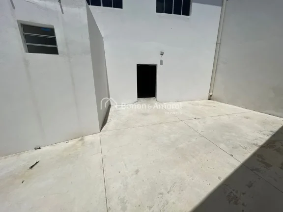 Imagem Galpão para venda na Vila Georgina em Campinas, 3 vagas na frente, 350 m²
São 3 pavimentos, o té...