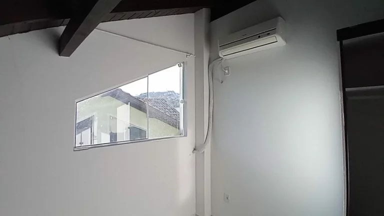 Imagem Apartamento Duplex 1 Dormitório com 40m2, Garagem, 600m da UFSC, Aceita Pets. Carvoeira/Saco dos Limões. Florianópolis/SC.