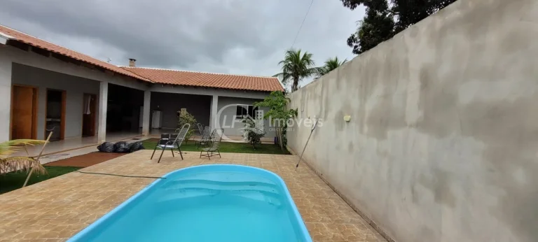 Imagem Imperdível oportunidade de casa comercial à venda em Campo Grande-MS, Residencial Carajás: 1 quarto, 1 sala, 2 banheiros, 1 vaga, 100m²!