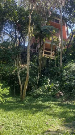 Imagem Casa no Condominio Arujá Country Club com 3 Suítes