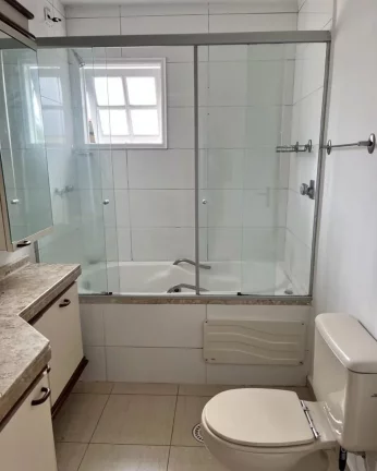 Imagem Sobrado em condomínio fechado , 3 dormitórios com suíte e lareira