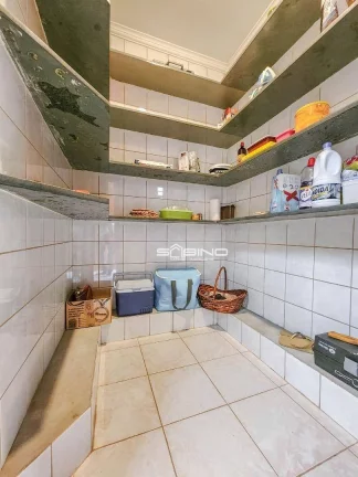 Imagem Casa à venda em Riviera, com 5 dormitórios sendo 5 suítes, 350m² área construída 3 vagas de garagem