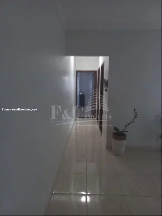 Imagem Casa para Venda em Limeira, Villa Fior, 2 dormitórios, 1 suíte, 1 banheiro, 2 vagas