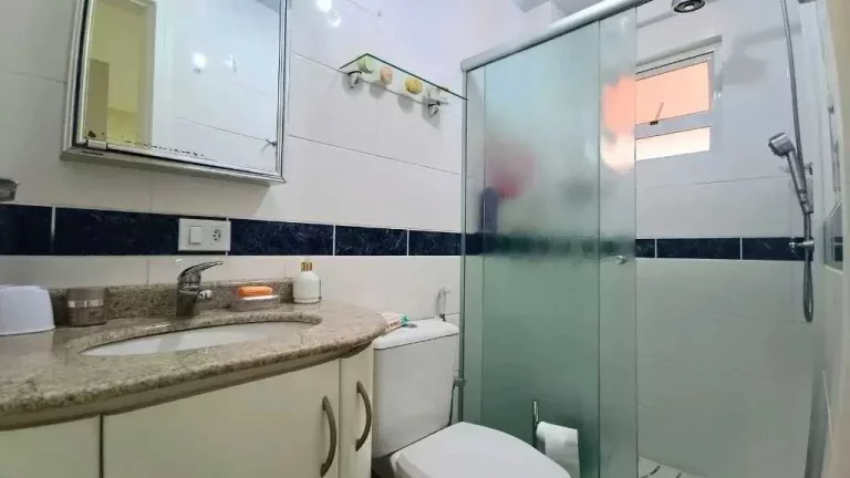 Imagem Apartamento diferenciado com 2 suítes e 2 vagas de garagem em Balneário Camboriú