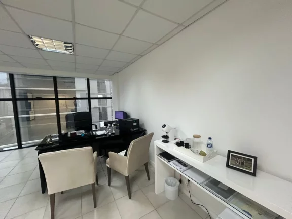 Imagem Sala Comercial para Venda em Florianópolis / SC no bairro Centro