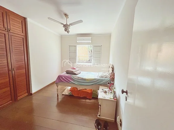 Imagem Casa de condominio a venda no bairro das Palmeiras em Campinas!!

Com 4 Dormitórios sendo 2 suítes...