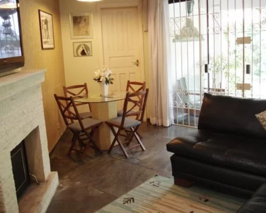 Imagem Linda casa em Condômino fechado