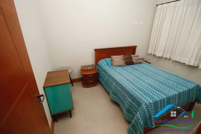Imagem Sobrado Luxuoso em Condomínio Fechado: 4 dormitórios e Vista Privilegiada!