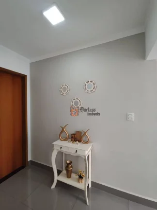 Imagem Casa com 2 dormitórios à venda, 128 m² por R$ 490.000,00 - Jardim Aracati - Bragança Paulista/SP
