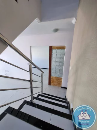 Imagem Alugo duplex mobiliado com 4 dormitórios em Porto Seguro