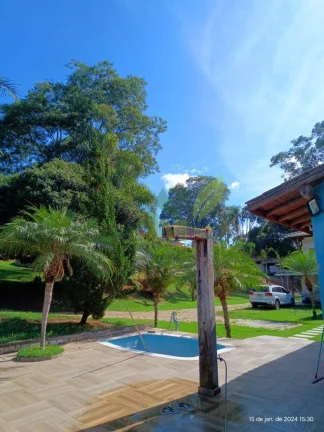 Imagem Aluga-se Chácara Ampla em Atibaia com 4.500 m² de Terreno