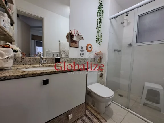 Imagem Apartamento à Venda com 3 Dormitórios e 1 Vaga no bairro da Ponta da Praia por RS 1.170.000,00