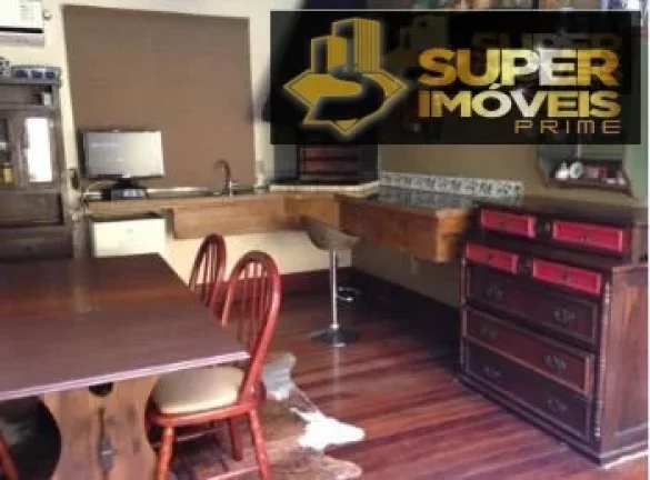 Imagem Casa Alto Padrão para Venda em Três Vendas Pelotas-RS - 2678