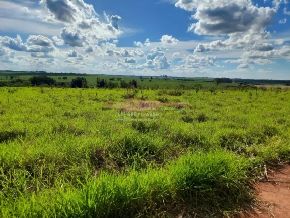 Imagem Terreno para Chácara com 900 metros Terreno ESTÁ a 7 km do asfalto, 10 km do centro de Boituva, ã...