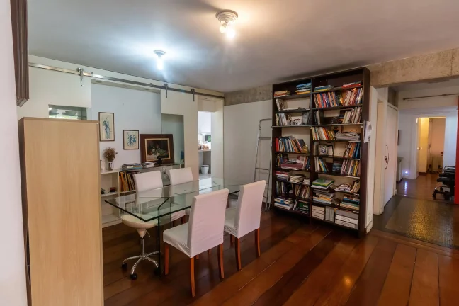 Imagem Apartamento de Alto Padrão para Locação na Rua Itacema.