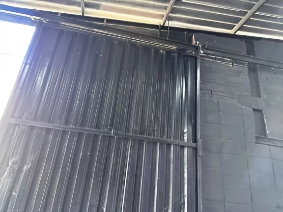 Imagem Galpão para alugar, 175 m² por R$ 4.632,00/mês - Vila Figueira - Suzano/SP