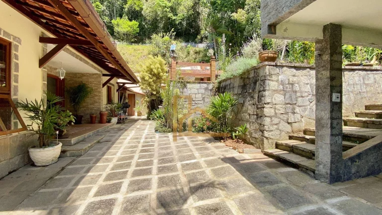 Imagem Casa em condomínio no Comary, Teresópolis | Lazer completo, natureza e privacidade
