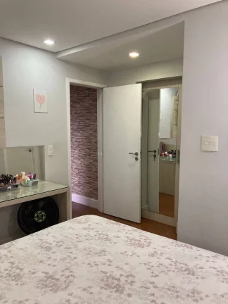 Imagem Apartamento com 3 dormitórios à venda, 69 m² por R$ 560.000 - Vila Humaitá - Santo André/SP