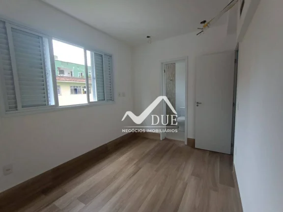 Imagem Village com 3 quartos no coração do Gonzaga, à venda, 158 m² por R$ 820.000 - Gonzaga - Santos/SP