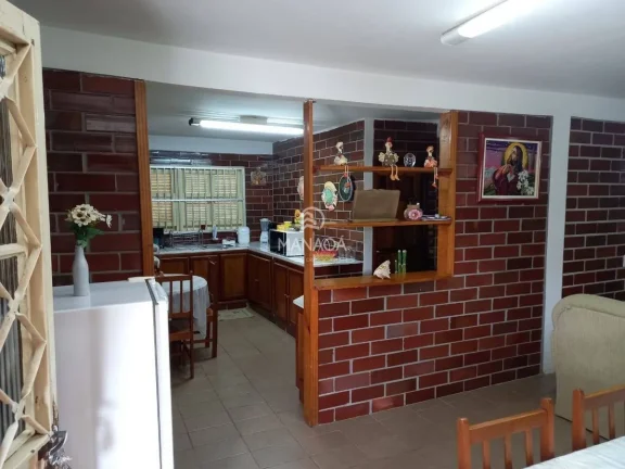 Imagem Casa Espaçosa 03 quartos no Centro - Barra Velha - SC
