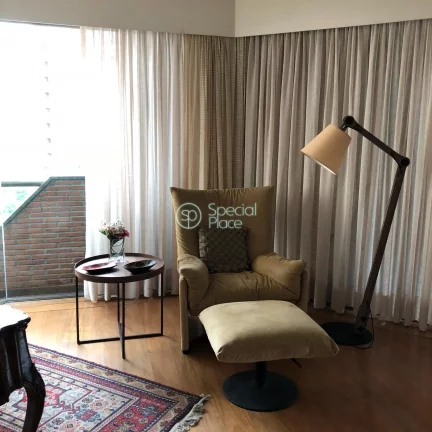 Imagem Excelente apartamento com 540m² no Jardim Paulista Amplo living com mezanino, lareira, home theater...