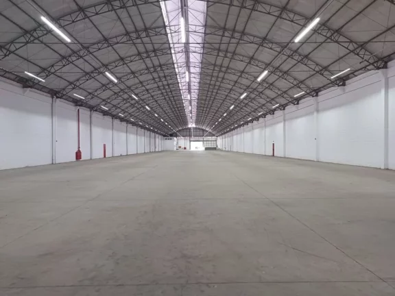 Imagem Galpão para alugar, 4000 m² por R$ 78.500,00/mês - Vila Sol Nascente - Suzano/SP