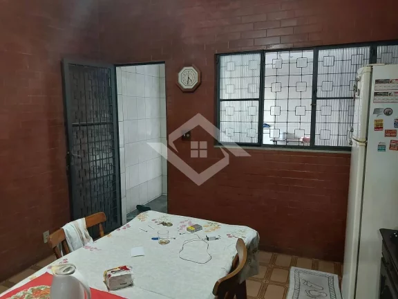 Imagem Casa duplex com 5 quartos, área externa, terreno 250 m². Campo Grande