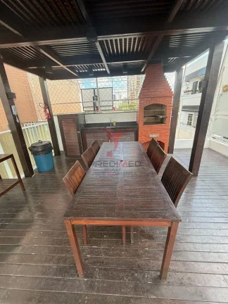 Imagem Apartamento no Jardim Oceania,porteira fechada ao lado da praça, 400 m da praia..2 Vagas
