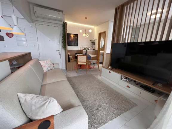 Imagem Apartamento Studio com 1 Vaga Demarcada + Depósito em Prédio com Lazer Completo no Bairro do Campo Grande em Santos por R$ 690 mil