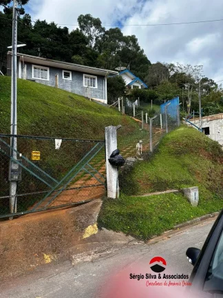 Imagem Casa a Venda na Região do Fracalanza em Campos do Jordão - SP
