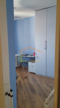 Imagem Apartamento com 3 dormitórios, sendo 2 no piso inferior e 1 no piso superior, 3 banheiros, sala par...