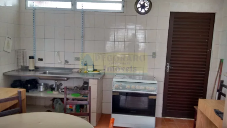 Imagem Imperdível casa à venda em Caraguatatuba-SP, bairro Prainha, 3 quartos, 1 suíte, 1 sala, 2 banheiros, 125m² de área. Venha conferir!