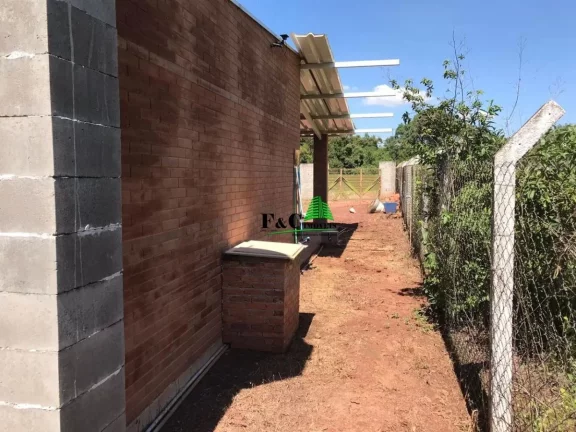 Imagem Chácara para Venda em Limeira, Área Rural de Limeira, 2 dormitórios, 1 banheiro, 4 vagas