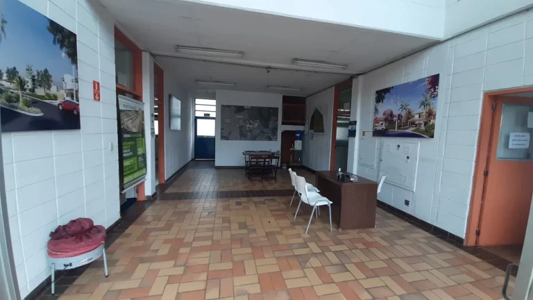 Imagem ALUGA-SE SALÃO COMERCIAL NA AVENIDA FUAD ASSEF MALUF