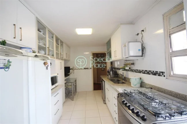Imagem Ótimo apartamento em Perdizes. São 158m2 de área privativa, 4 dormitórios ( 1 suíte ) e 2 vagas...
