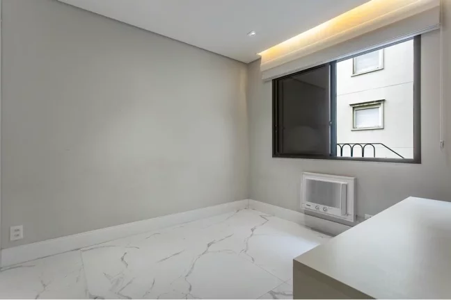Imagem Apartamento com 4 Quartos à Venda, 195 m² em Campo Belo - São Paulo