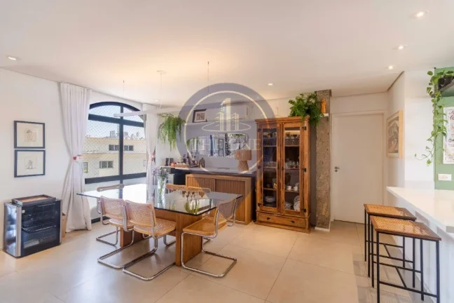 Imagem Imperdível: Apartamento à venda em Pinheiros, São Paulo-SP 3 quartos, 1 suíte, 2 salas, 4 banheiros, 2 vagas, 165m²