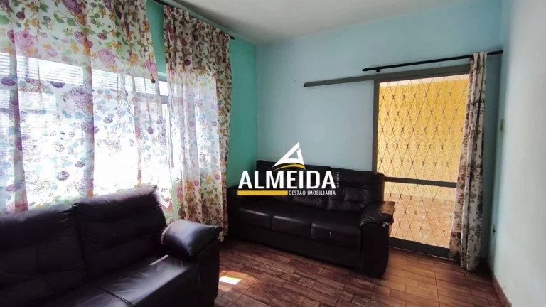 Imagem Casa com 3 dormitórios à venda por R$ 450.000,00 - Jardim Claret - Rio Claro/SP