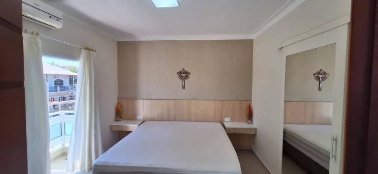 Imagem EXCELENTE IMOVEL, CASA COM 4 SUITES PISCINA E HIDROMASSAGEM, PERTO DA PRAIA