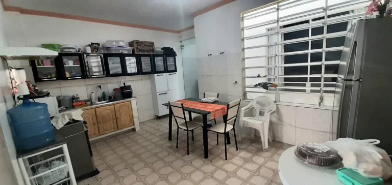 Imagem Casa à venda no Santo Antonio - 4/4, Suíte, Varanda, Sul - Consulte Agora!