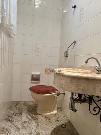 Imagem Casa com 3 dormitórios à venda, 300 m² por R$ 1.100.000 - Jardim Itaperi - Atibaia/SP